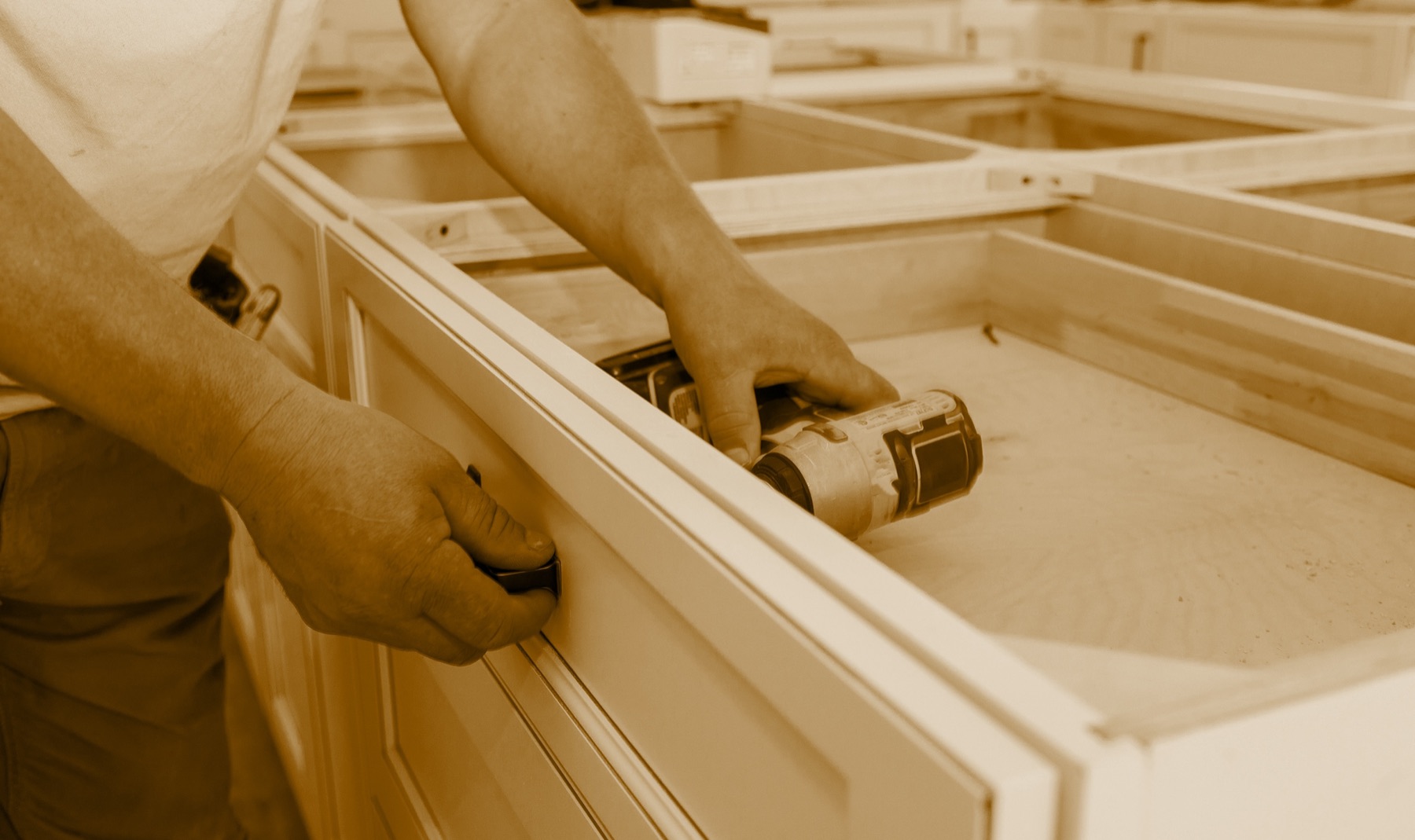 Massgefertigte Küche aus der Schreinerei Addeo – Kreuzlingen